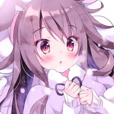 卢昱晓袖口有虫爬出来